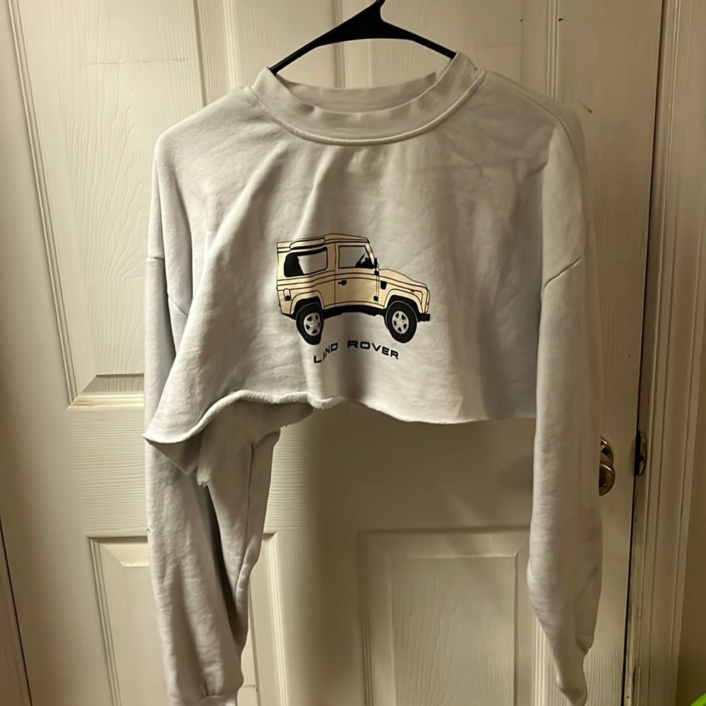 Cropped land rover crew neck from pacsun
